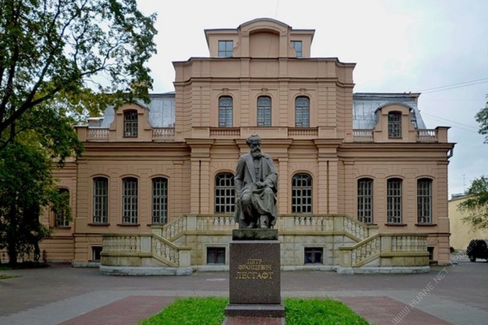 圣彼得堡國立體育文化、運動和健康大學(xué)